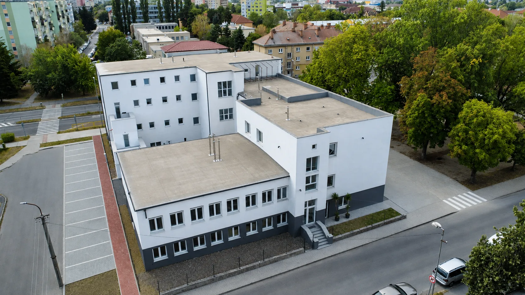 Loft Park Levice — exteriér budovy